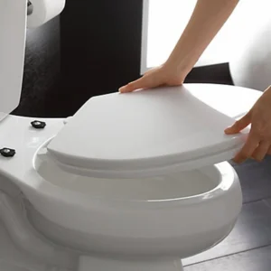 Hướng dẫn thông tắc bồn cầu bằng băng dính