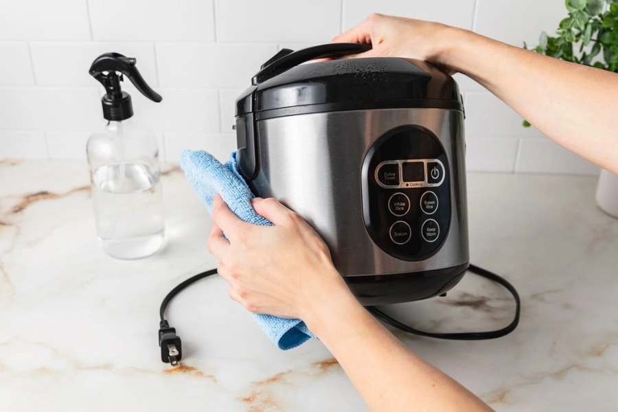 Hướng dẫn vệ sinh nồi cơm điện sạch bong, hết vi khuẩn
